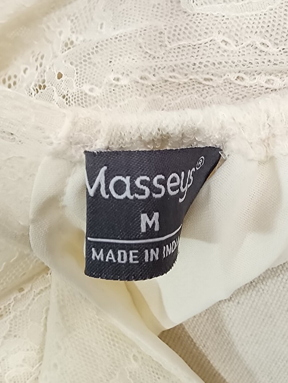 Masseys Top Tiered Lace Peasant Blouse Cream Size M - Picture 12 of 12